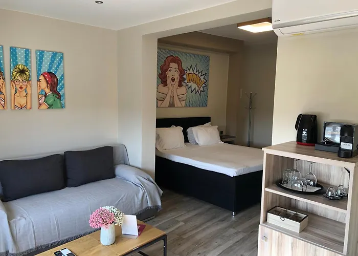 Connect Studios & Apartments