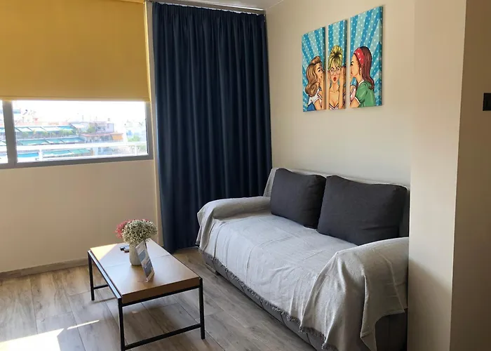 Connect Studios & Apartments