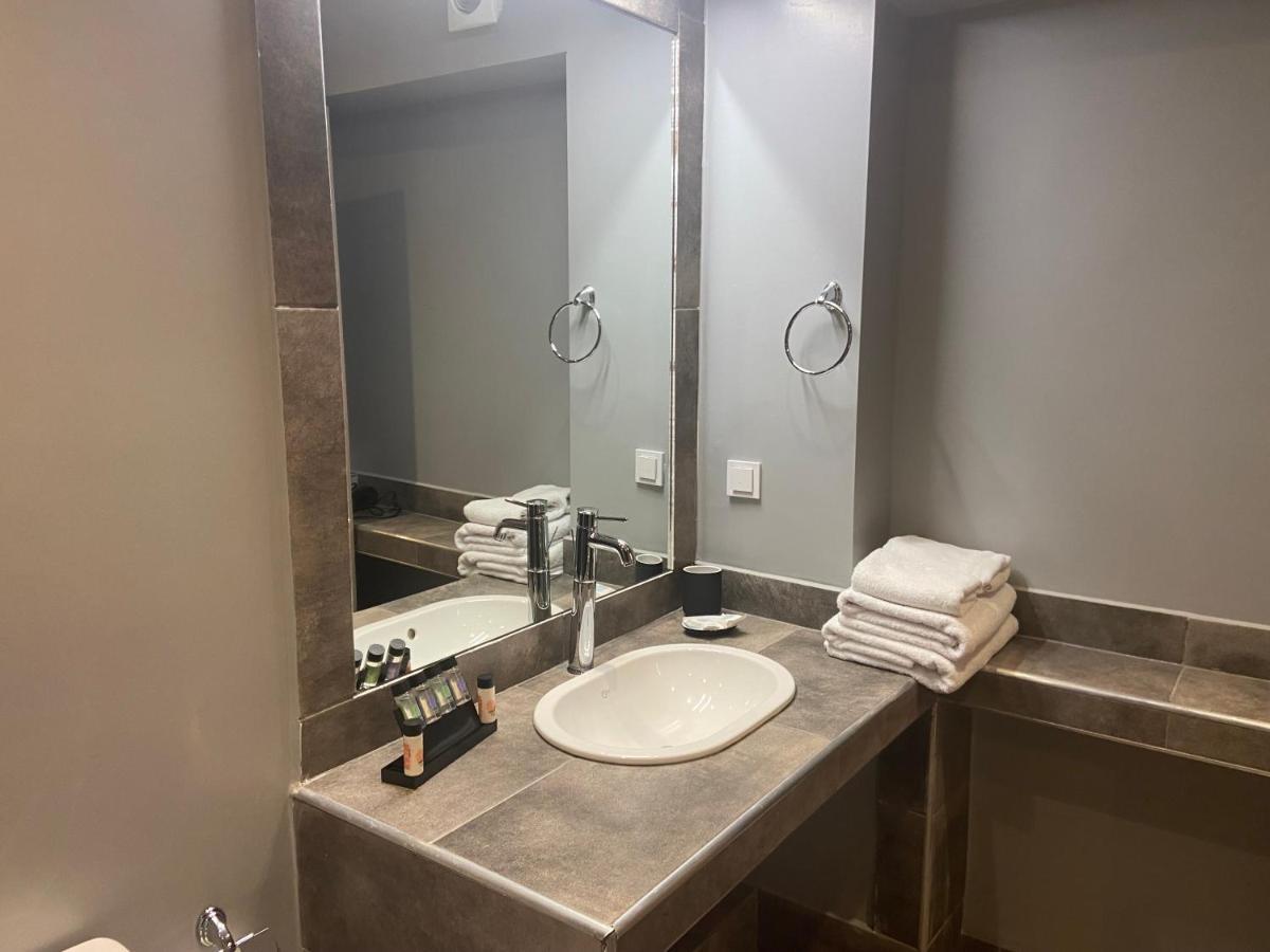 Apartment Connect &